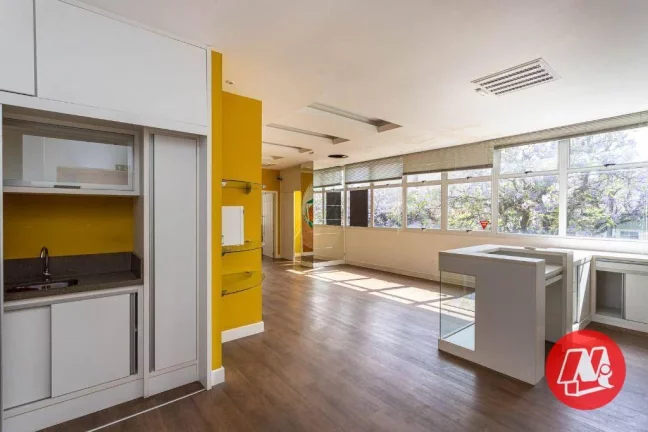 Imagem Aluga-se Sobreloja com 156 m² no Bairro Rio Branco - Porto Alegre/RS