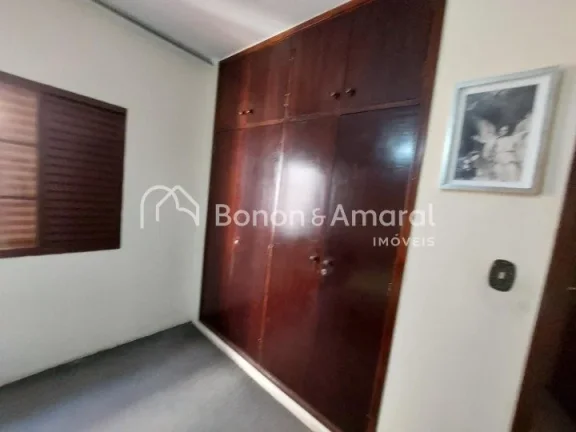 Imagem Casa a venda no Jardim Eulina em Campinas!

Casa localizada na parte alta do Bairro em uma rua muito...