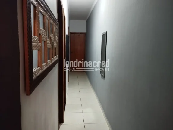 Imagem Casa no Jardim Santa Alice: 3 Quartos, Suíte, Sala, Cozinha, 2 Vagas de Garagem em 125m² de Terreno e 90m² de Construção – Conforto e Espaço para Sua Família!