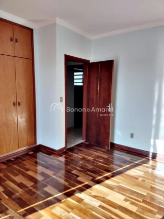Imagem Casa Comercial / Residencial a Venda, Bairro Jardim Londres, Construção 231 m² e Terreno 400 m2, com vários comércios nas imediações.