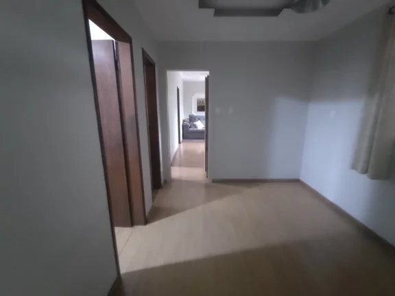 Imagem Casa à Venda na Lagoa BH: 5 Quartos, 2m², R$430.000