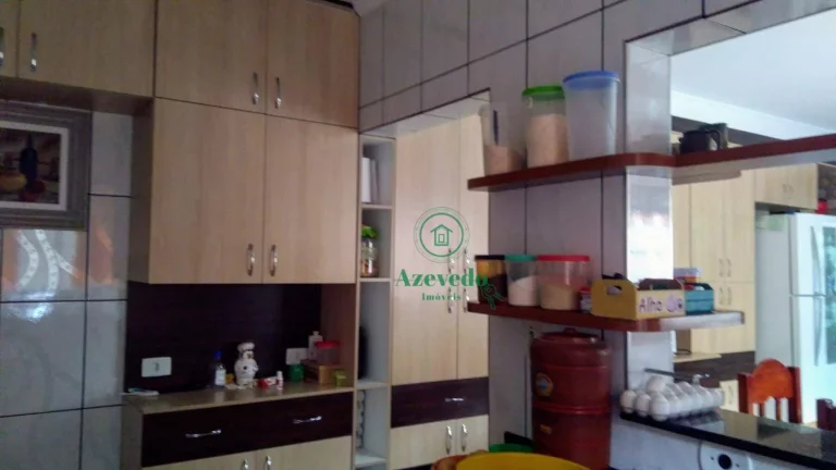 Imagem Sobrado com 3 dormitórios à venda, 200 m² por R$ 1.200.000,00 - Cidade Soberana - Guarulhos/SP