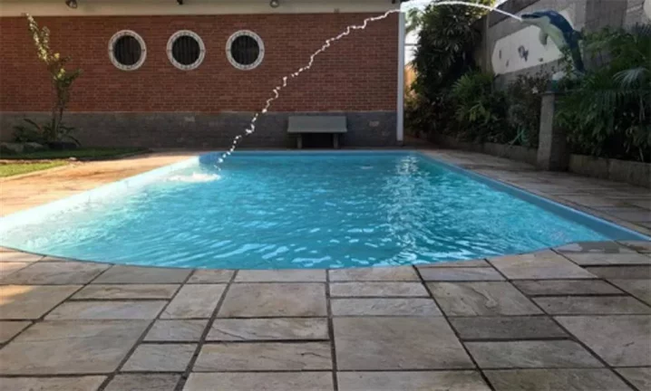 Imagem CASA COM 300 m² - CAIÇARA - PRAIA GRANDE SP