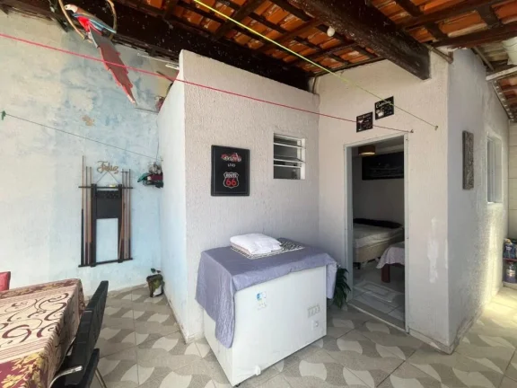 Imagem Espaçosa Casa com Edícula 3 Quartos no Maracanã, Praia Grande
