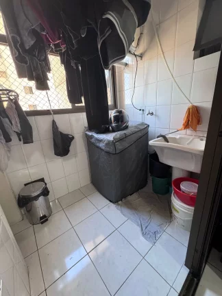 Imagem VENDO LINDO APARTAMENTO NO BAIRRO CAMPO GRANDE