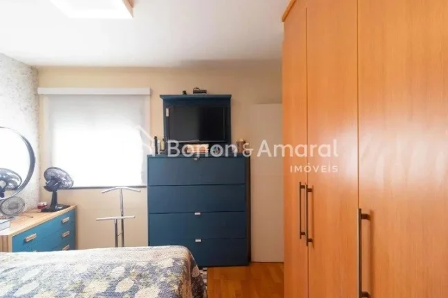 Imagem Cobertura espaçosa à venda com área de 110 m². O imóvel está todo mobiliado e possui living pa...
