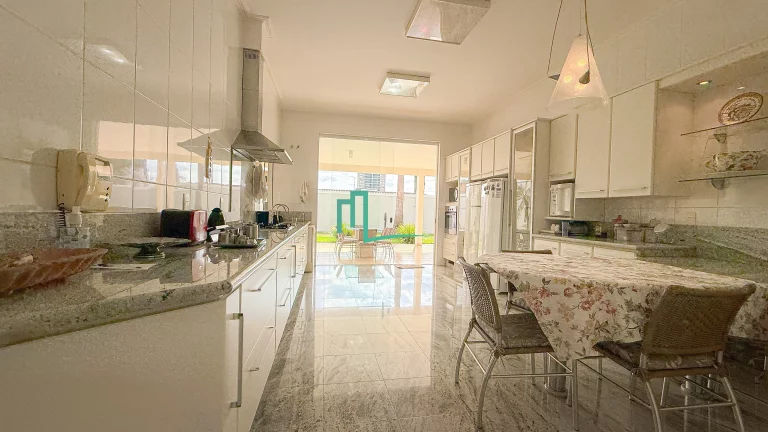 Imagem EXCELENTE IMÓVEL COMERCIAL/RESIDENCIAL DE ALTO PADRÃO DISPONIVEL PARA VENDA E LOCAÇÃO EM AREA NOBRE DE FRANCA/SP