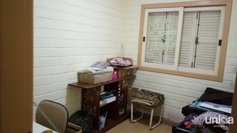 Imagem Casa 4 dormitórios sendo 2 suítes, 3 vagas de garagem