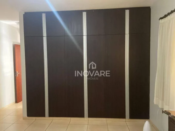 Imagem Casa com 3 dormitórios à venda, 260 m² por R$ 700.000,00 - Residencial Jardim Primavera - Itumbiara/GO