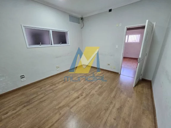 Imagem Prédio Comercial de 150m² com 3 Pavimentos, Elevador e Fachada Envidraçada - Projeto Aprovado para Salas Comerciais.