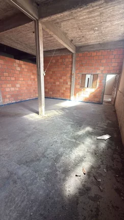 Imagem Loja para Alugar no Centro de Santa Luzia, 380m² e 2 Banheiros