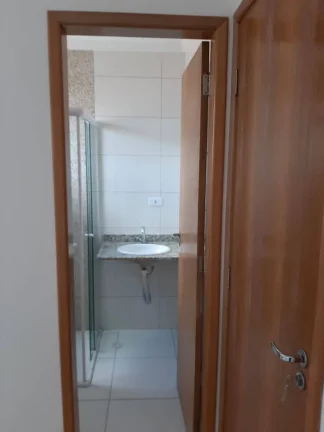 Imagem Sobrado em Condominio com 2 Suites a Venda na Vila Ré