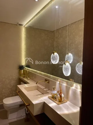 Imagem Casa à venda em Valinhos, em condomínio fechado, totalmente MOBILIADA. Com 3 suítes, todas com sa...