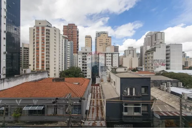 Imagem Pinheiros 4 dormitórios - República de Estudantes em atividade. Para renda imediata ou reforma. R$590 mil.