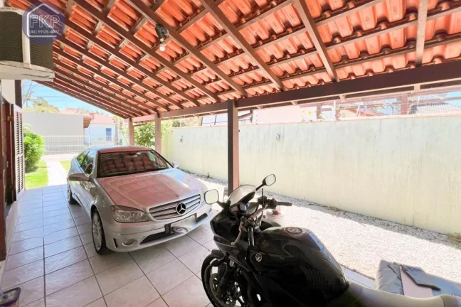 Imagem Casa térrea 3 dormitórios!