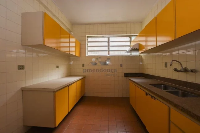 Imagem Apartamento em Higienópolis com 3 quartos e 2 vagas, 193m2.