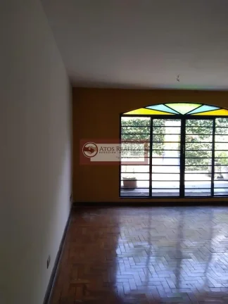 Imagem Casa térrea com edícula à venda em Jardim Esmeralda Região da Cidade Dutra SP. 300m², 3 dormitórios, 2 banheiros, 4 Vagas de garagem por R$800.000. Oportunidade!