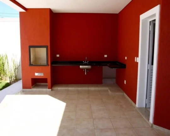 Imagem Casa de luxo à venda ou locação no Balneário Praia do Pernambuco em Guarujá-SP: 4 quartos, 4 suítes, 5 banheiros, 2 vagas, 300m².