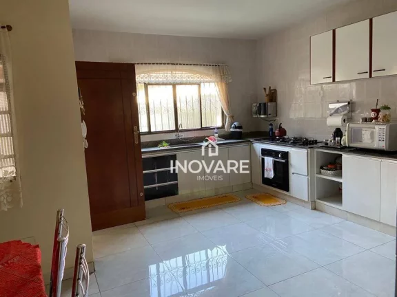 Imagem Casa com 4 dormitórios à venda, 300 m² por R$ 500.000,00 - Setor São João - Itumbiara/GO