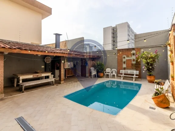 Imagem Imperdível! Casa à venda em São Paulo-SP, bairro Saúde: 4 quartos, 4 suítes, 2 salas, 5 banheiros, 3 vagas de garagem, 231m².