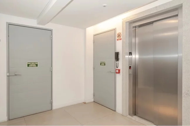 Imagem Apartamento com 3 Quartos à Venda, 93 m² em Petrópolis - Porto Alegre