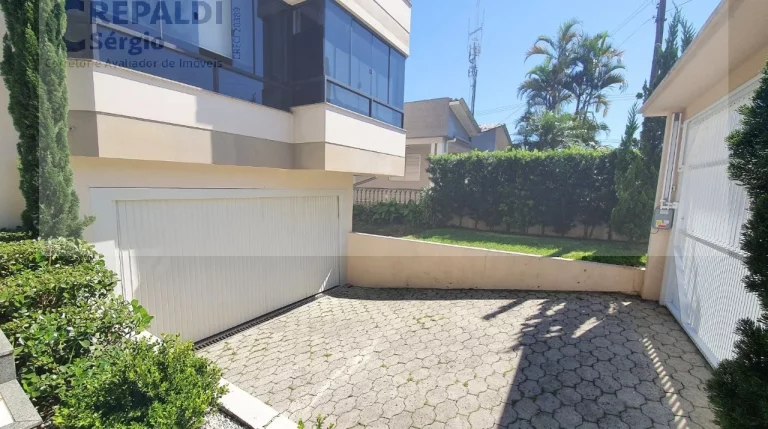 Imagem Apartamento à venda em Siderópolis-SC, Centro - 2 quartos, 1 suíte, 1 sala, 2 banheiros, 2 vagas.