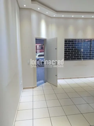 Imagem Casa na Zona Norte de Londrina – 70m², 2 dormitórios, sala, cozinha, 1 vaga e área gourmet com churrasqueira em ótima localização!