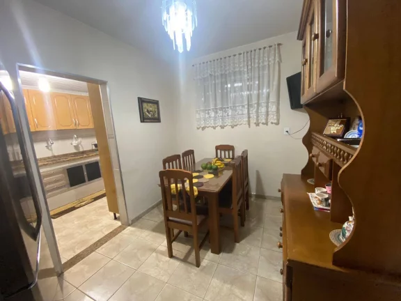 Imagem Vendo esta excelente casa.
Nova Friburgo:
Bairro: Cônego.
Valor: 690 mil.
Tel: 22 99906 5599.

• ...