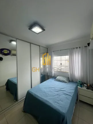 Imagem SO0421

Sobrado 4 quartos no Jd Atlantico, em terreno com 250m² com 200m² de área construída 

O...