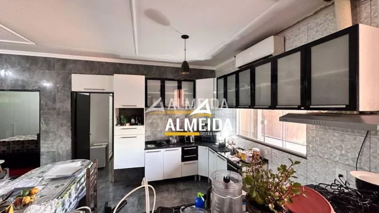 Imagem Casa com 4 dormitórios à venda, 91 m² por R$ 1.500.000,00 - Jardim Floridiana - Rio Claro/SP