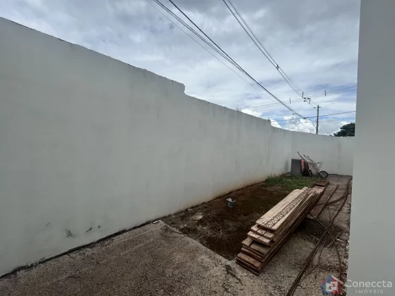 Imagem Casa à Venda no Bairro Afonso Queiroz - Conforto e Praticidade por apenas R$ 280.000