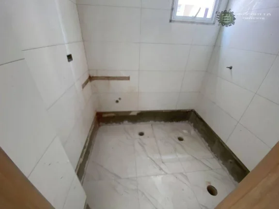 Imagem Apartamento com 2 dormitórios à venda, 76 m² por R$ 420.000,00 - Vila Guilhermina - Praia Grande/SP