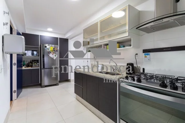 Imagem Apartamento em Perdizes com 2 sui­tes e 2 vagas, 116m²