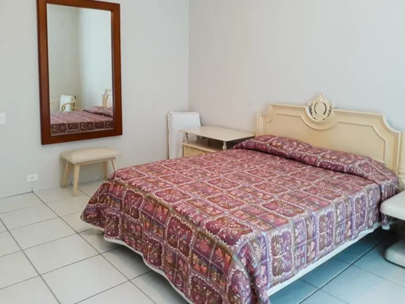 Imagem Apartamento com 4 dormitórios, 220 m² - venda ou alugueL - Pitangueiras - Guarujá/SP