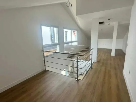 Imagem Casa com 3 dormitórios sendo 1 suíte e 2 vagas de garagem - Campeche, Florianópolis/SC