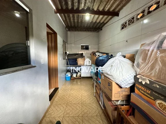 Imagem Imóvel Comercial localizado no setor Dona Sínica em Itumbiara-Go contendo 02 Pontos comerciais e 03 casas residenciais