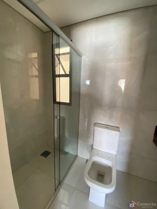 Imagem Apartamento à Venda no Centro de Patos de Minas-MG com 2 Dormitórios Imóvel em Localização Privilegiada Próximo a Comércio, Farmácia e Padaria