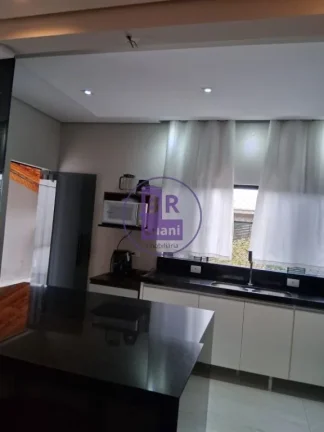 Imagem Linda Casa à Venda
