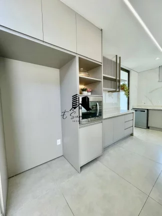 Imagem CASA 04 QUARTOS A VENDA CONDOMINIO GRAN ROYALLE - BETIM/MG