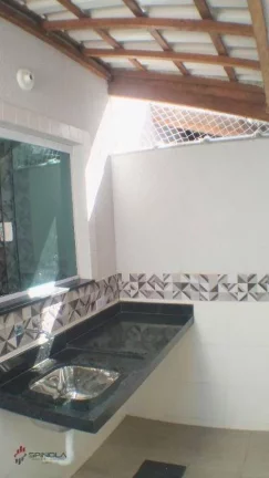 Imagem Sobrado com 2 dormitórios à venda, 71 m² por R$ 420.000,00 - Vila Caiçara - Praia Grande/SP
