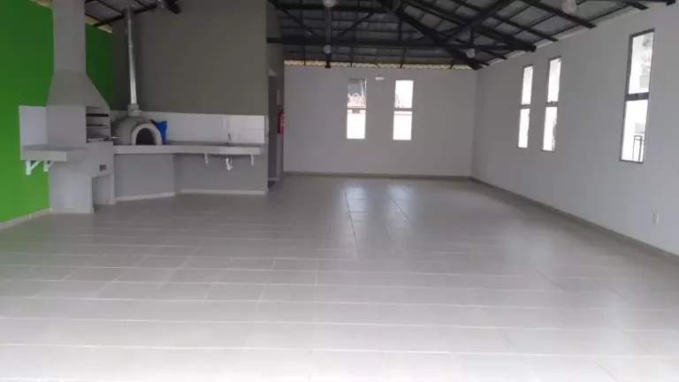 Imagem PLAYGROUND+VAGA DE GARAGEM COBERTA E DEMARCADA+CHURRASQUEIRA+PORTARIA 24H