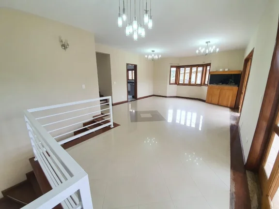 Imagem Sobrado com 3 dormitórios à venda, 500 m² por R$ 1.990.000,00 - Jardim Passargada D - Cotia/SP