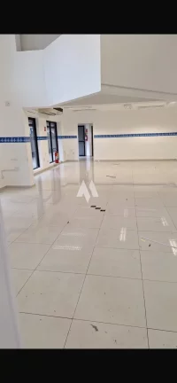 Imagem Loja comercial com 382m² para locação no Boqueirão em Santos