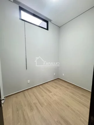 Imagem Casa em Condomínio à venda, 3 Quartos, 2 Vagas, 115m²