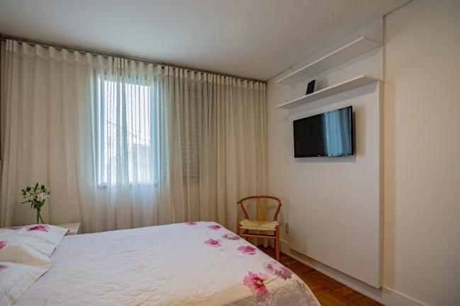 Imagem Apartamento Vila Romana - 91M², 2 Dorms, 1 Vaga Demarcada, Reforma Completa, Armários.