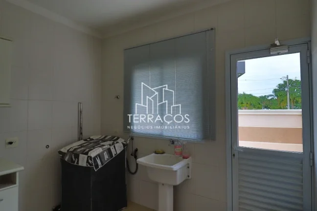 Imagem CASA À VENDA COM PISCINA, 3 SUÍTES, 650M² AC, NO CONDOMINIO INHANDJARA - ITUPEVA/SP