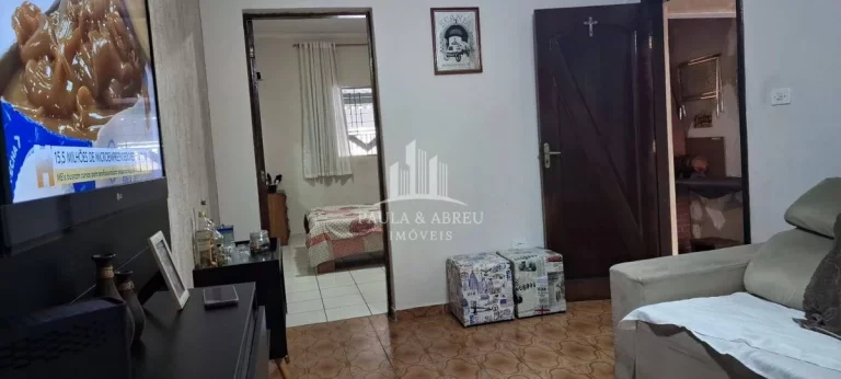 Imagem Casa Térrea 125m², 3 Dormitórios, 1 Banheiro, 1 Lavabo, 2 Vagas, Churrasqueira, Cômodo de depósito na Vila Bela Vista, Santo André