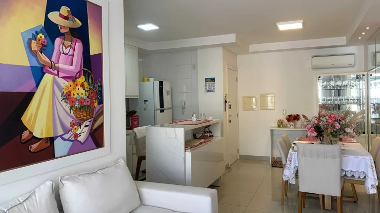 Imagem 2 dormitórios sendo 1 suíte e 2 vagas de garagem - Bairro das Nações, Balneário Camboriú/SC