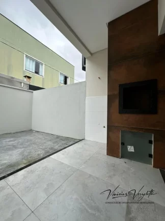 Imagem Casa / Sobrado para Venda em Camboriú / SC no bairro São Francisco de Assis