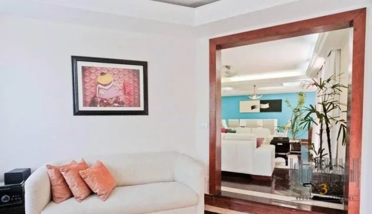 Imagem Casa à venda no City América São Paulo SP com 5 suítes, 8 banheiros e amplo quintal.